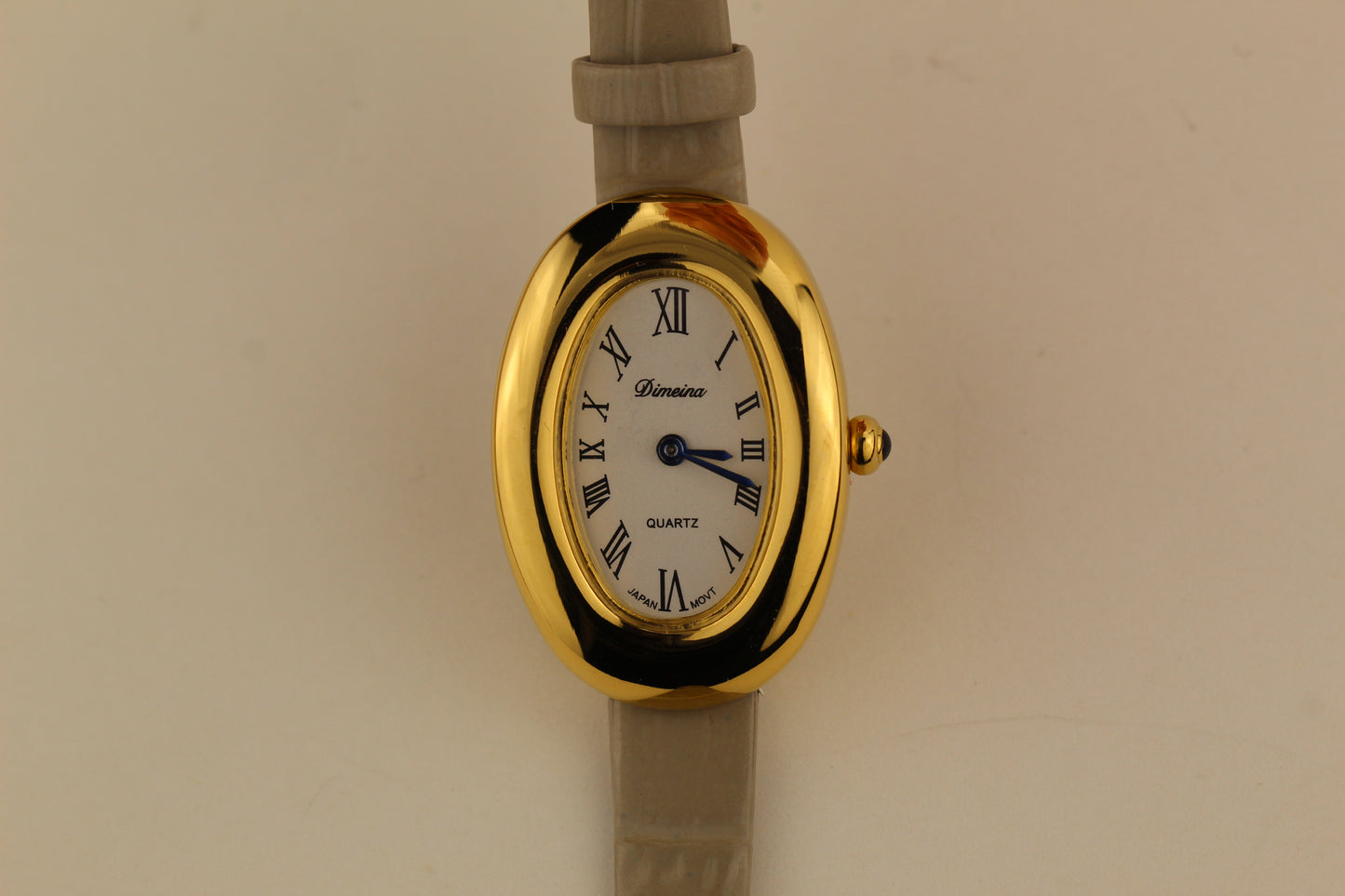 Lucia Watch